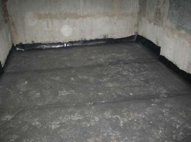 duvara örtüşme yatay rulo izolasyon bodrum. 10-12 cm.