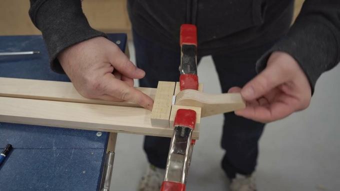 Siteden - https://ibuildit.ca/projects/how-to-make-a-straightedge-guide/