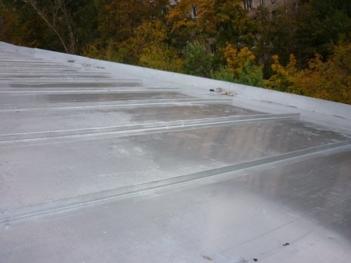 galvanizli metal çatı