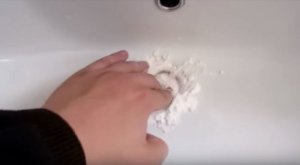 Tıkanmaya gelen lavabo Anında temizlik sırrı
