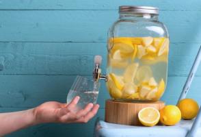Ne kadar yararlı limon suyu? 6 çarpıcı preimuschest